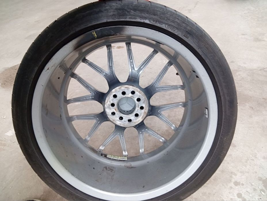 Продам диски литье Е63 Amg стиль 255/40/19