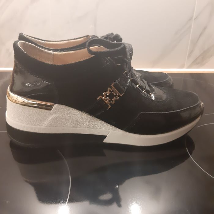 Damskie 40 na koturnie