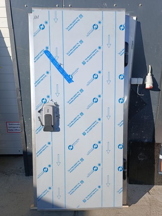 Drzwi chłodnicze / Drzwi nierdzewne / Drzwi do chłodni