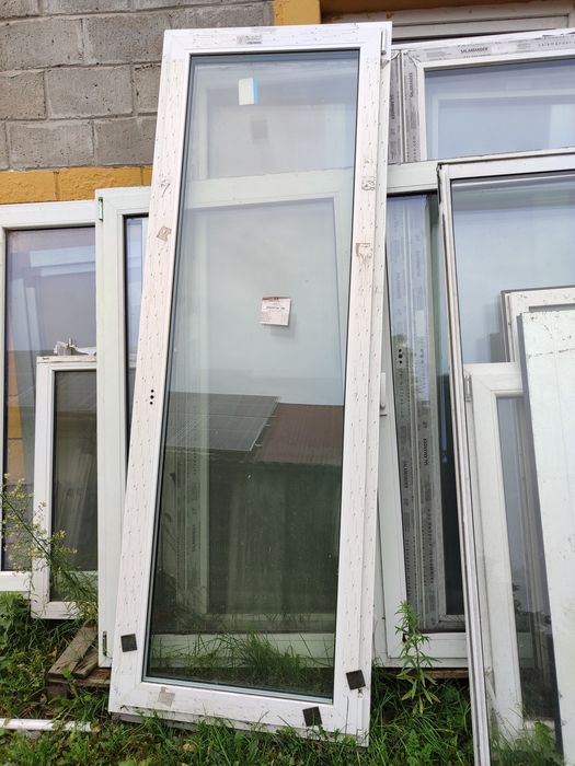 Drzwi balkonowe orzech  87 x 247 nowe  3 szyby 90 x 250