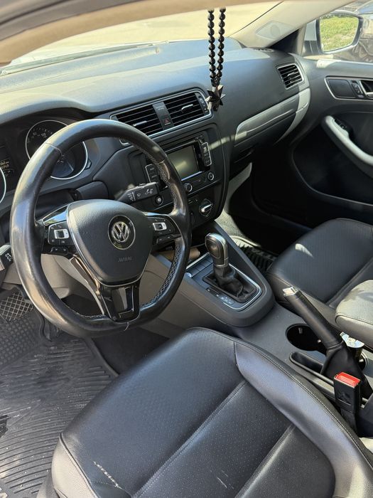 Volkswagen Jetta 1.8tsi