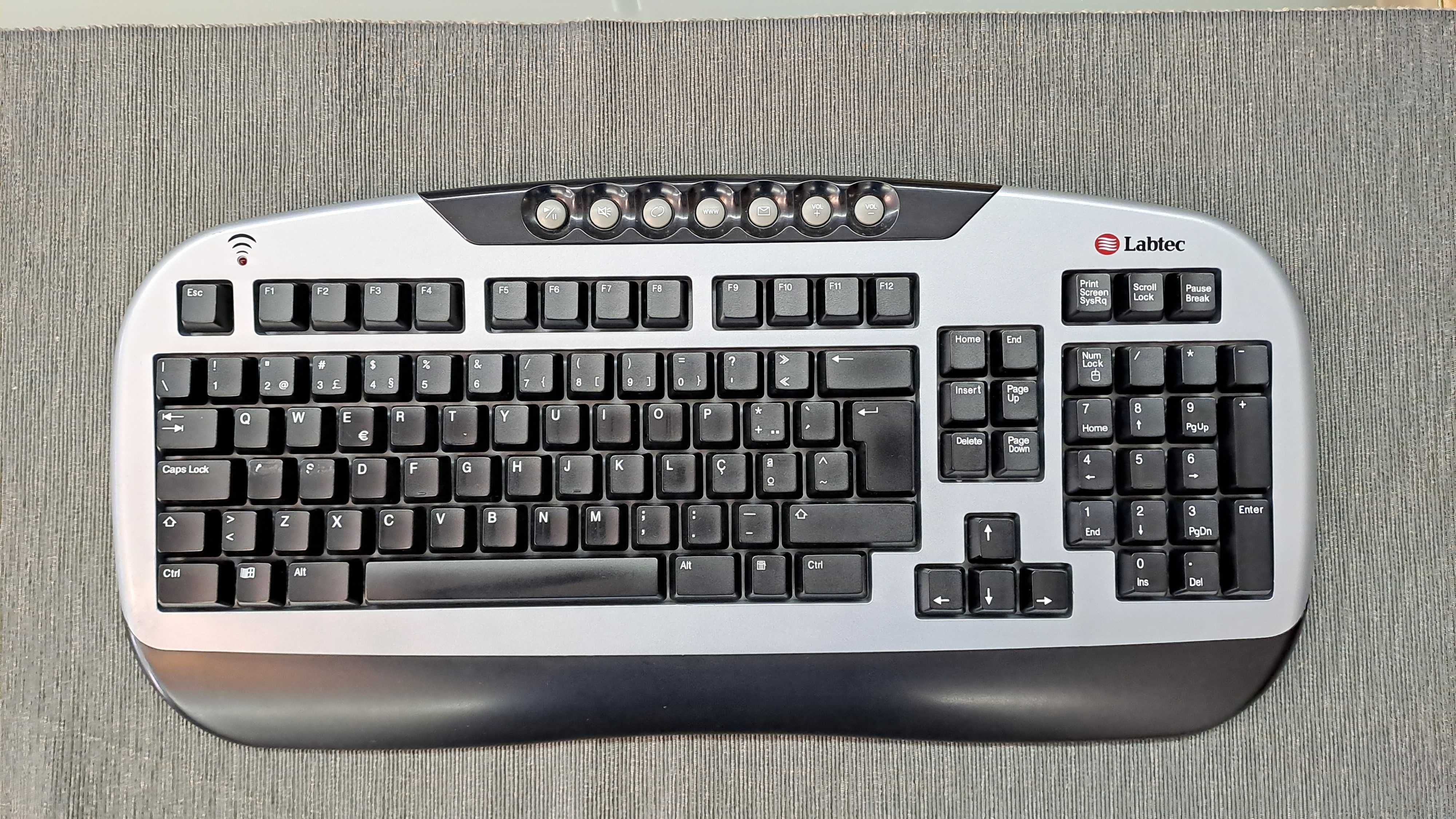 Teclado labtec inalambrico new arrivals