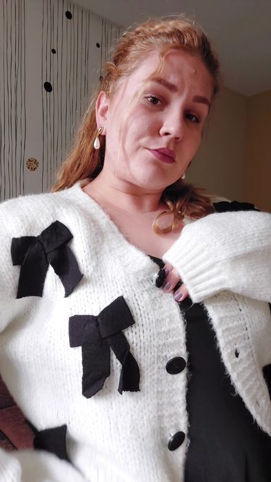 Кардиган в'язаний на гудзиках