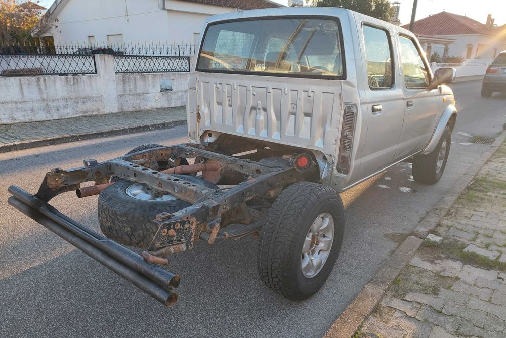 Nissan D22 Navara 2.5TD intercooler 4x4
