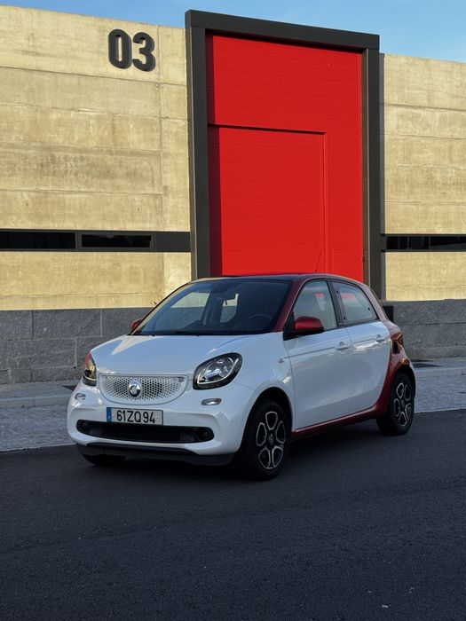 Smart ForFour 1.0 2016 | 110000 km | Economico e Ideal para Cidade