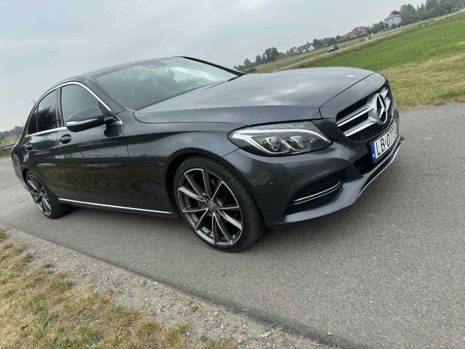 Mercedes Benz W205 C180