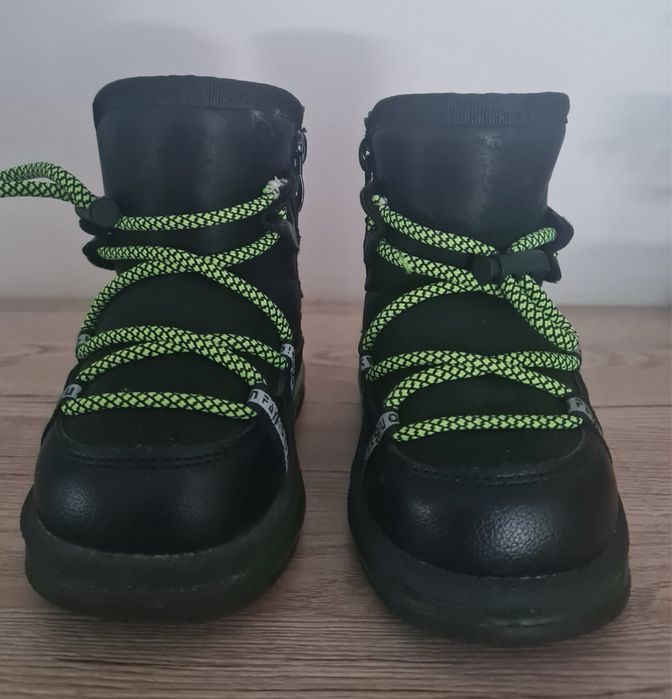 Дитяче взуття/ дитячі луноходи