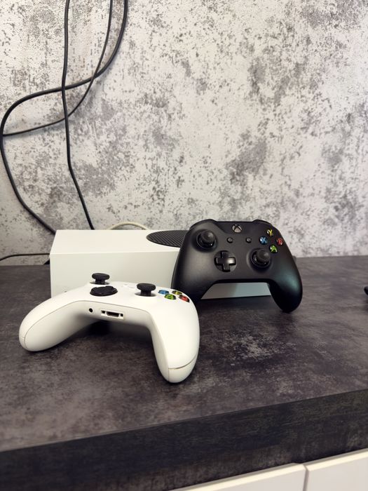 Продам Xbox series s