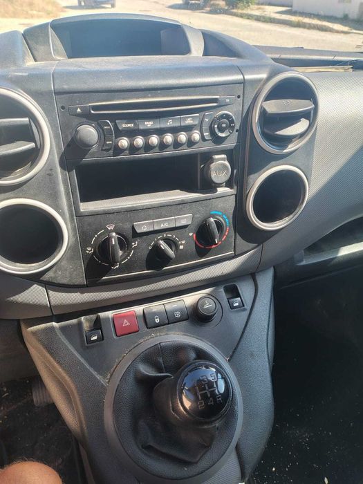 Peugeot 1.6 Blue hdi 2018, 183000 km IVA Deductible