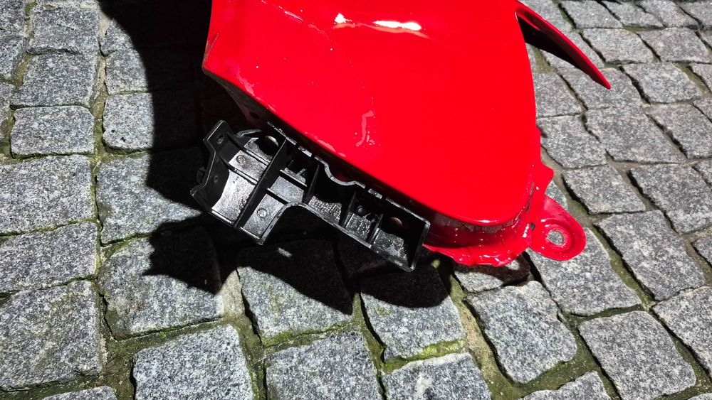 Guarda-lamas Audi A4 B7 8E originais esquerdo e direito em excelente estado