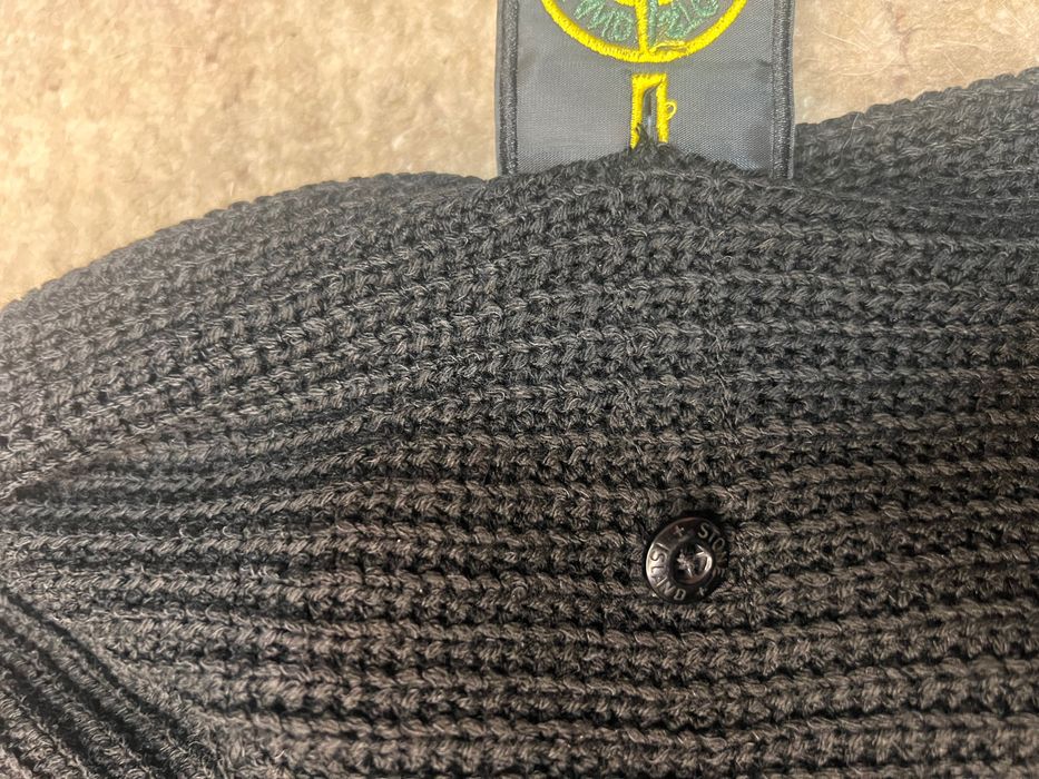 Светр stone island L вʼязаний