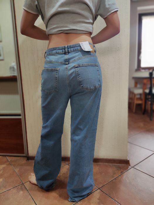 Nowe Jeansy Pieces  W32/L30