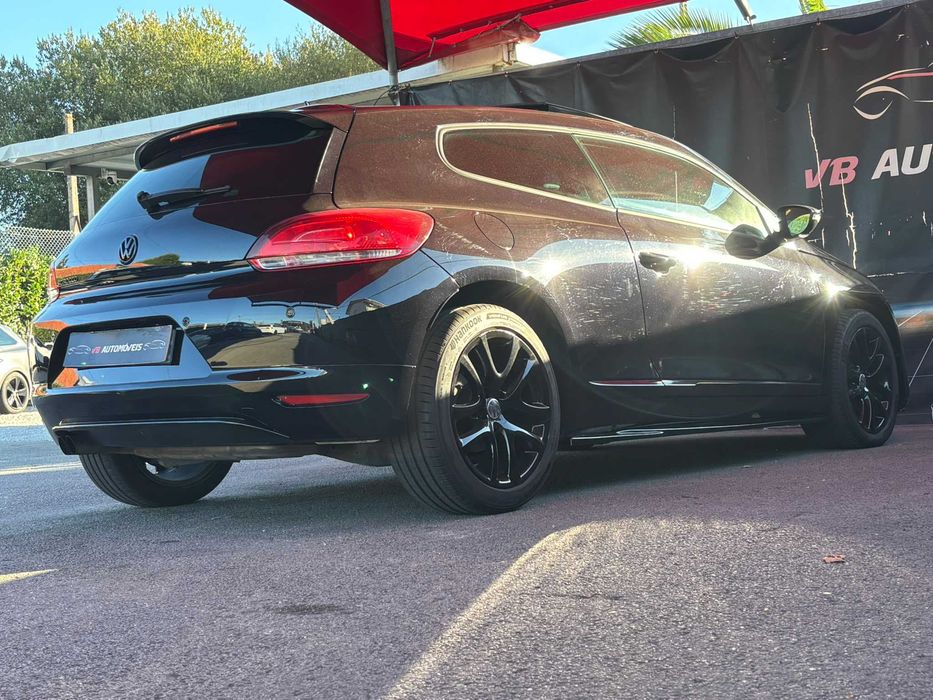 Volkswagen Scirocco 2.0 tdi