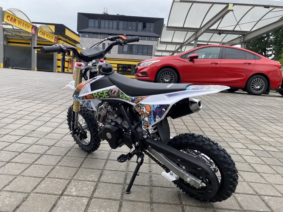 NEW SP03 ENDURO (КТМ50),з двигуном внутрішнього згорання 49 см3