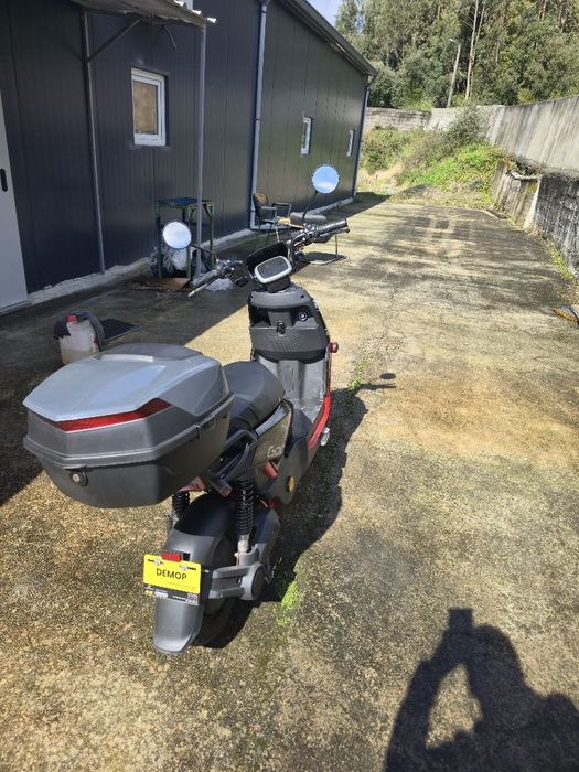 Scooter Elétrica Vortex Mig 72v