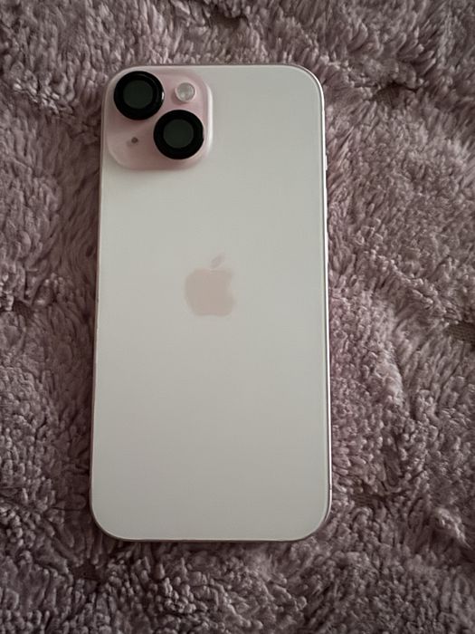 Iphone 15 рожевий. Р - сім. Не ловить мережу