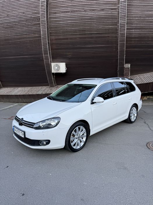 Volkswagen Golf 2010 рік