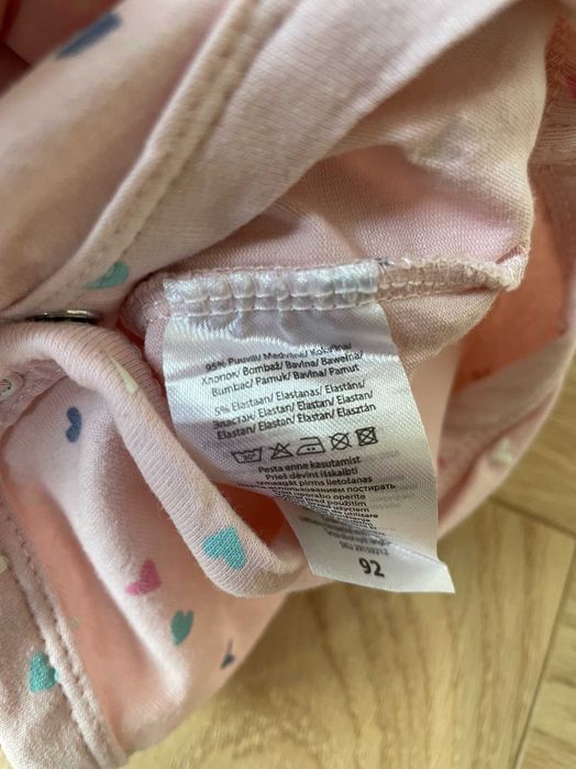Body niemowlęce Pepco r. 92, bodziak dziewczęcy, serduszka