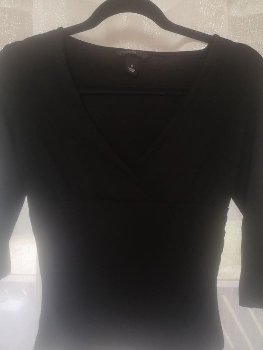 Bluzka czarna z dekoltem V kopertowym