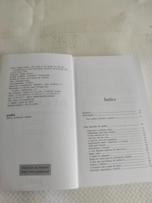 Livro o Gênio da Garrafa