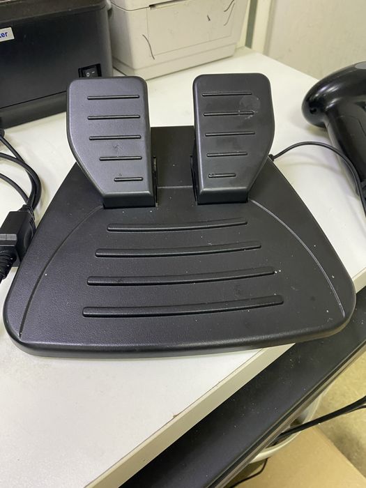 Thrustmaster Universal Challenge 5-in-1 V.3 кермо з педалями для PC/PS2/PS3.