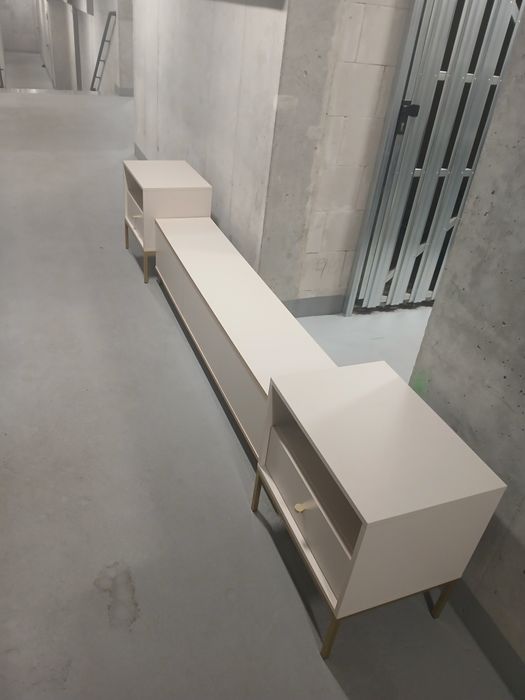 Sprzedam meble rtv i dwie nocne