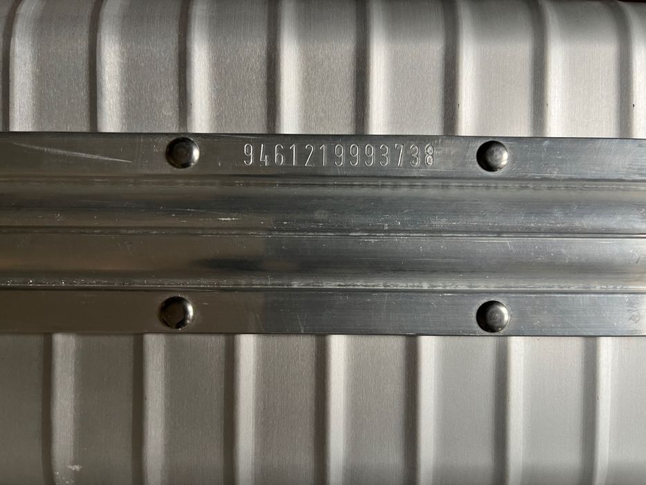 Rimowa briefcase attaché