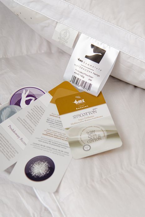 Kołdra AMZ MATERACOWA PRESTIGE zimowa puch 100% 200x220cm Biały