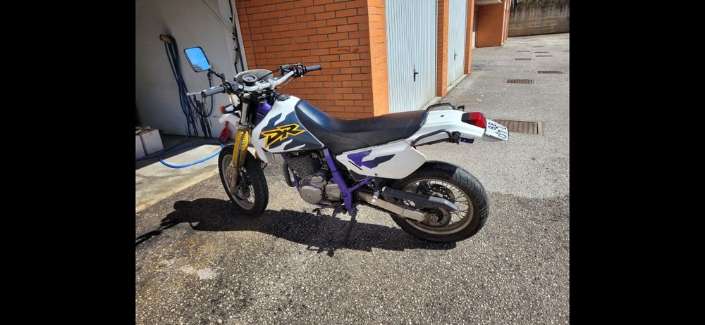 Suzuki DR 650 SE