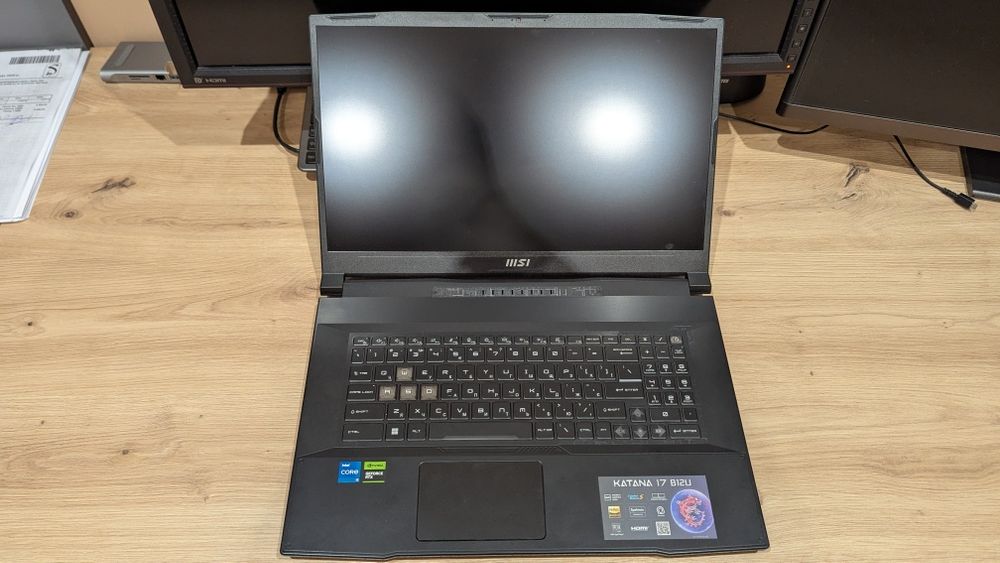 Ноутбук MSI Katana 17 B12UCRK НОВИЙ