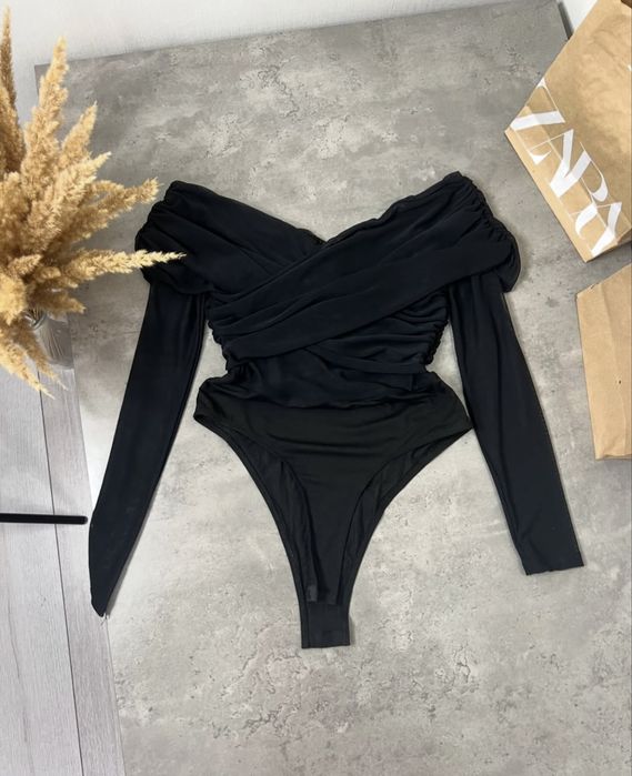 Чорне Боді shein