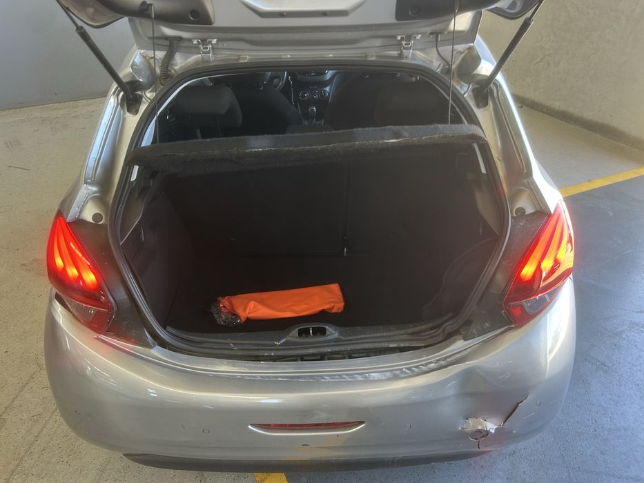 Peugeot 208 1.2 puretech Signature  de 2019