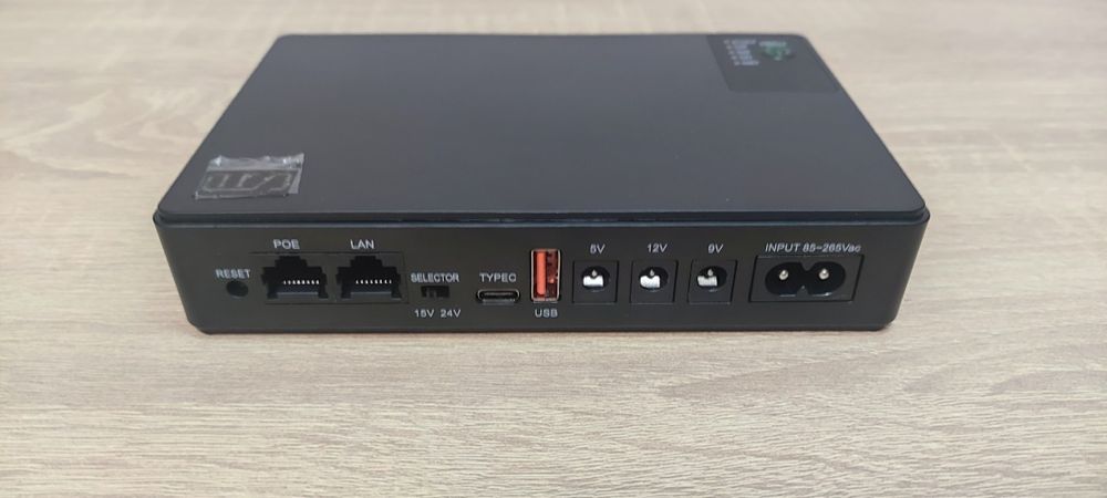 ДБЖ Mini UPS(74Wh 36W 20000mAh POE LAN) для камер Wi-Fi роутера та ONU