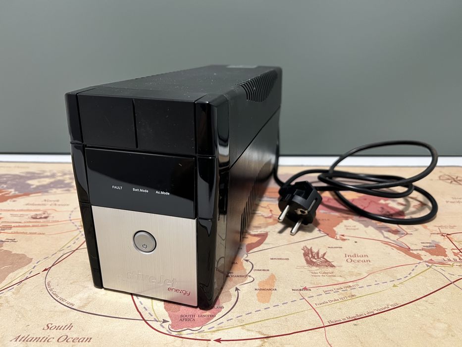 UPS Active Power 424 425VA 240W