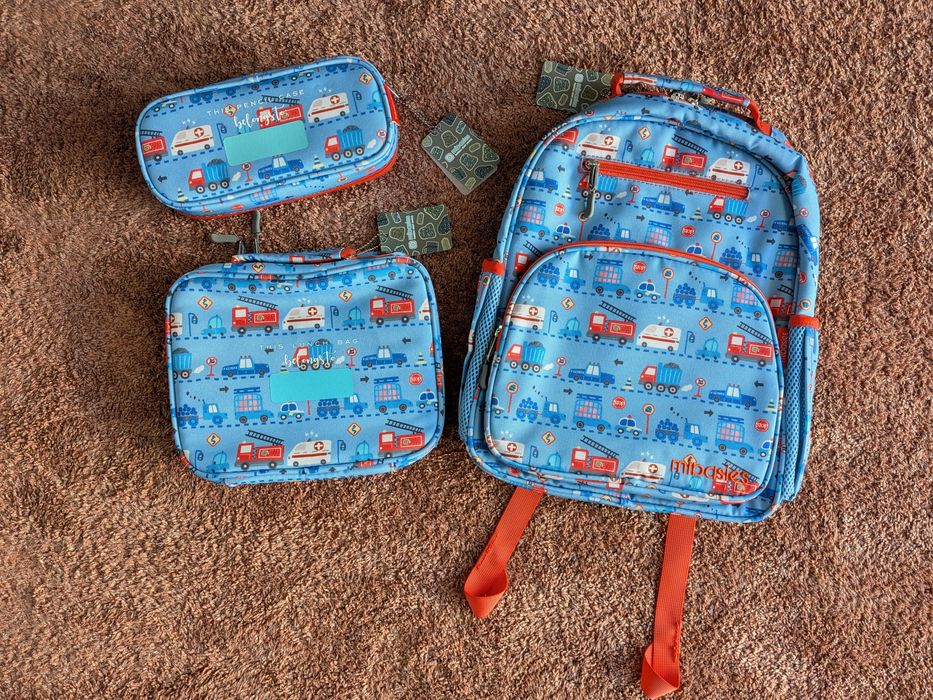 Conjunto mochila, estojo e lancheira NOVO