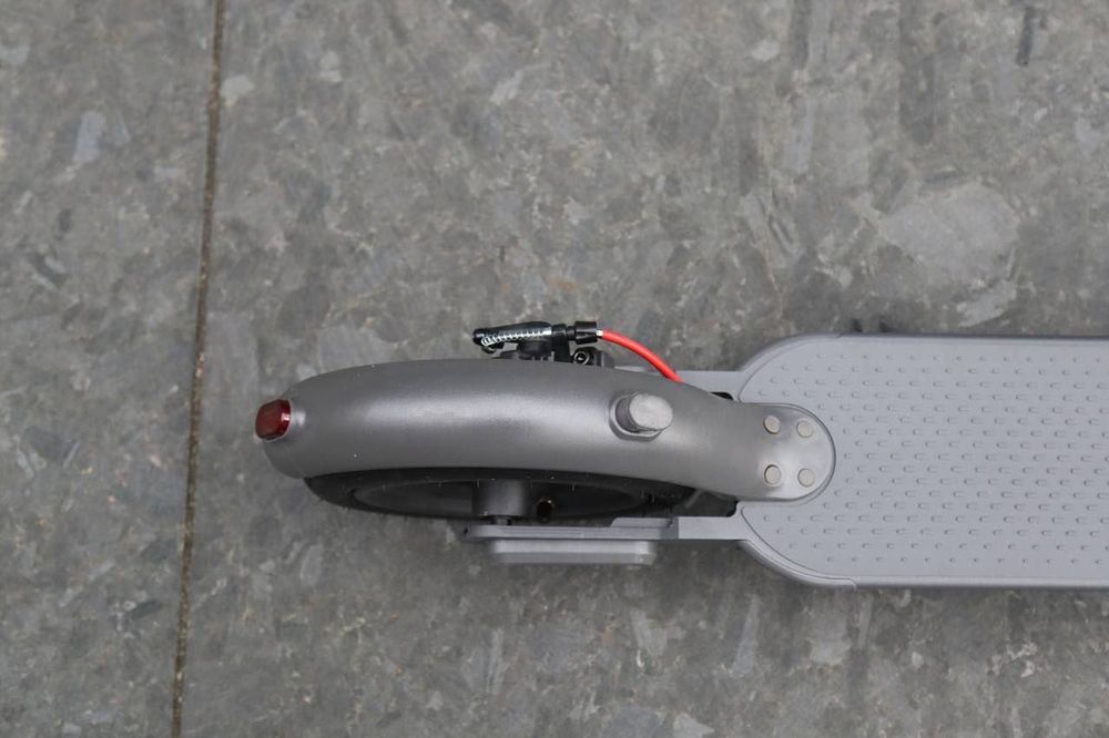 Елекстросамокат xiomi