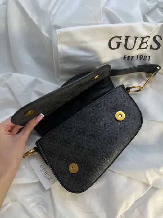 Жіноча трендова сумка guess saddle bag