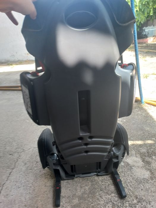Cadeira de criança para carro preto da Audi