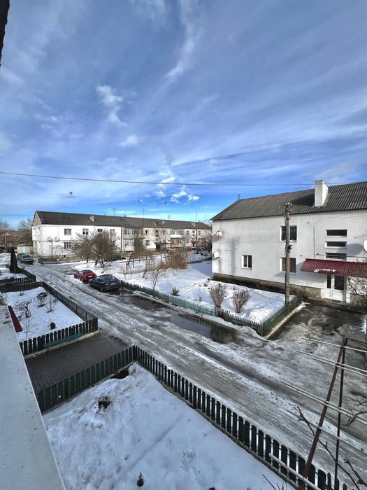 Продаж 3-кімнатної квартири 76 м² + горище, Пустомити, 2 / 2 поверх