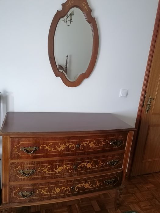 Mobília de quarto usada