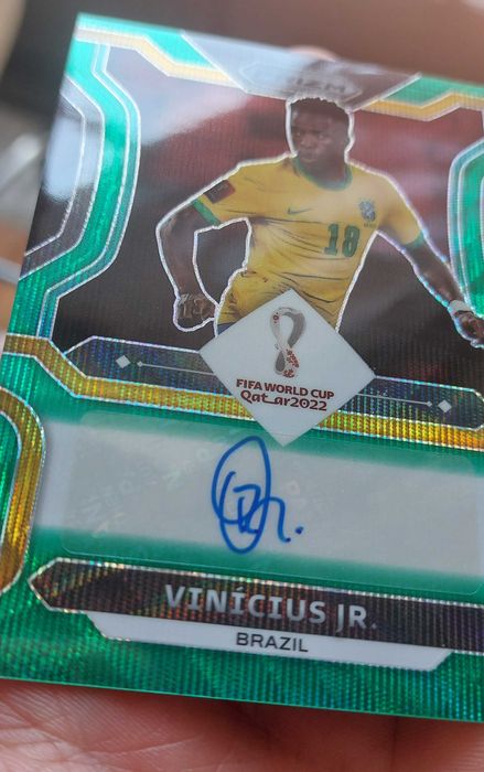 World Cup 2022 On-Card Autograph Vini Jr #S-VJR Brazil