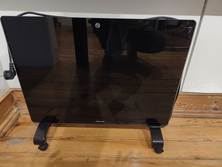 Aquecedor Convector elétrico de vidro com WiFi 

Convector elétrico de