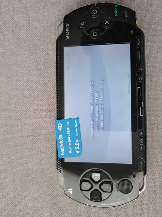 Sony PSP 1004 + cartão de memória 2gb