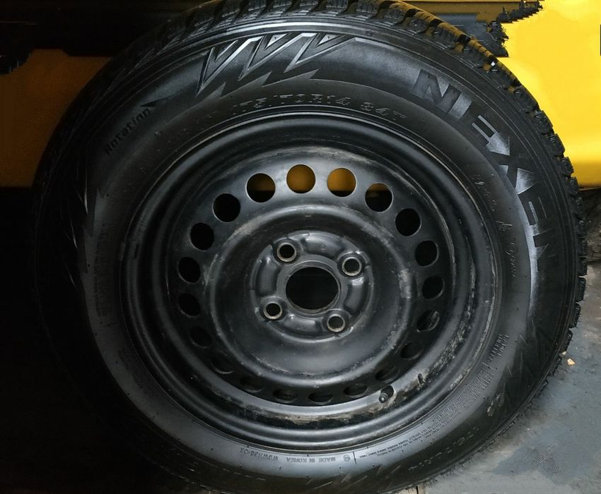 Зимові шини Nexen WinSpike 175/70 R14 (Корея)