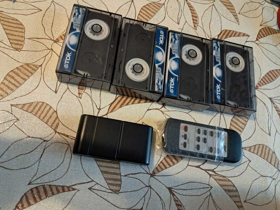 Kamera analogowa JVC Compact VHS Camcorder  GR-SXM46EG