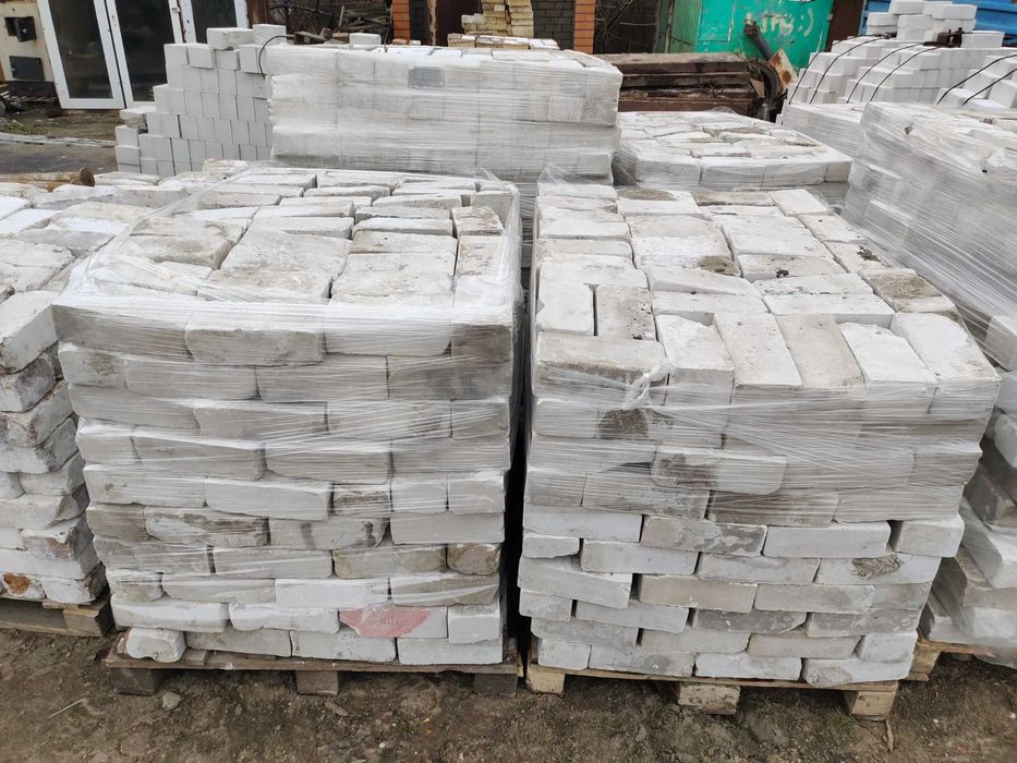 Продам силикатный кирпич, огнеупорный шамотный кирпич, мертель.