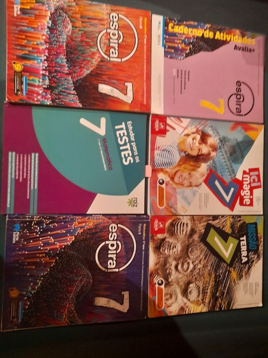 Livros escolares 7. Ano