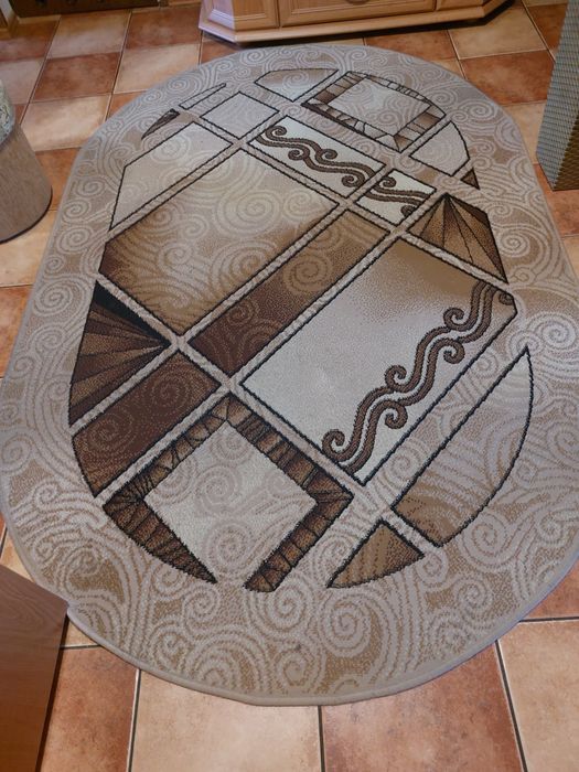 Sprzedam dywan owalny