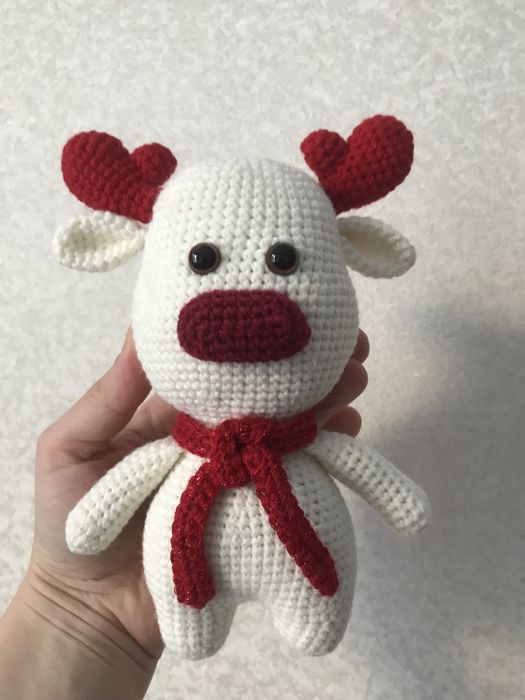 Олень (висота 19 см)