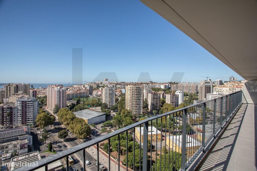 T3 Novo no VISTA MIREAR | 140 m2 | 13.º Andar | Varanda com Vista Mar